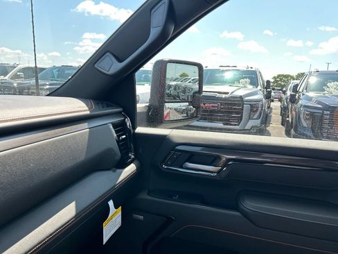 New 2026 GMC Sierra 2500 AT4 w/ AT4 Premium Plus Package AWD/4WD image 30