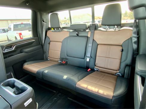 New 2026 Chevrolet Silverado 3500 High Country w/ Technology Package image 29