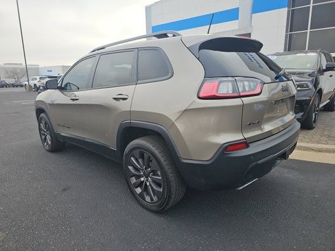 Used 2021 Jeep Cherokee Latitude Lux 80th Anniv w/ Quick Order Package 2YU 80th image 3