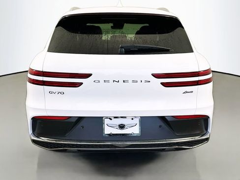 New 2026 Genesis GV70 2.5T Advanced AWD/4WD image 6