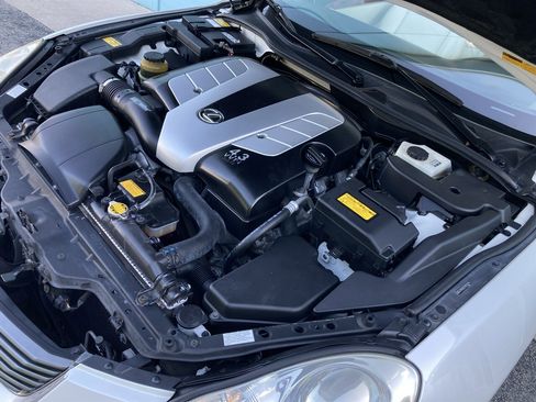 Used 2007 Lexus SC 430 Convertible RWD image 39