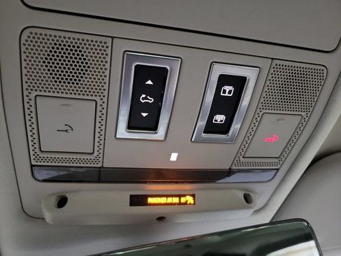 Certified 2020 Land Rover Defender 110 HSE AWD/4WD image 21