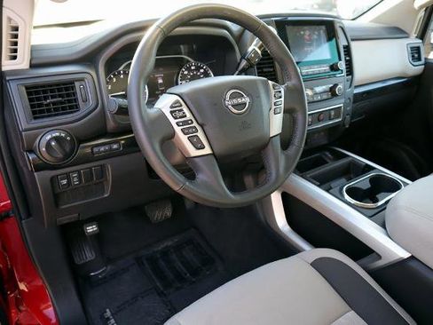Certified 2024 Nissan Titan SV w/ SV Convenience Package image 17