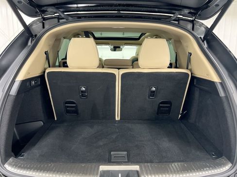 Used 2023 Acura MDX SH-AWD w/ Advance Package image 25