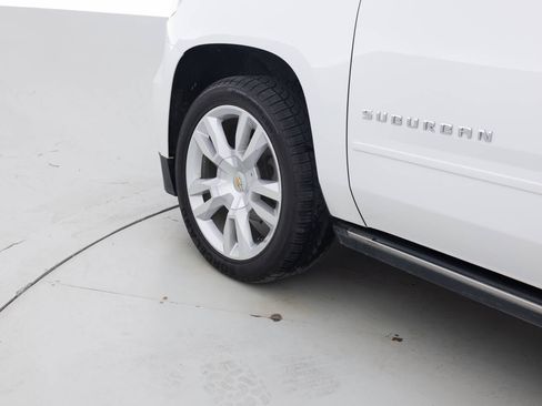 Used 2017 Chevrolet Suburban Premier image 18