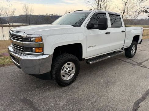Used 2016 Chevrolet Silverado 2500 W/T image 3
