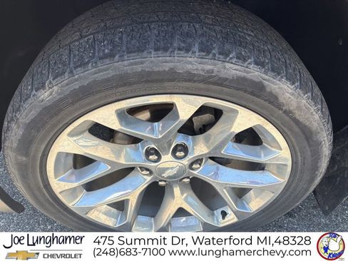 Used 2017 Chevrolet Tahoe Premier AWD/4WD image 10
