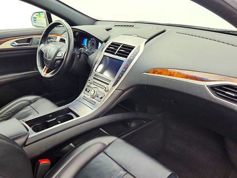 Used 2020 Lincoln MKZ Reserve FWD image 26