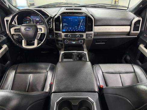 Used 2022 Ford F350 Lariat w/ Black Appearance Package AWD/4WD image 24