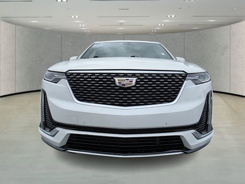 Used 2021 Cadillac XT6 Premium Luxury image 8