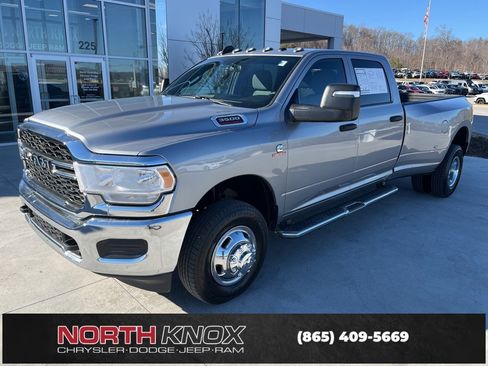 Used 2024 RAM 3500 Tradesman w/ Chrome Appearance Group image 1
