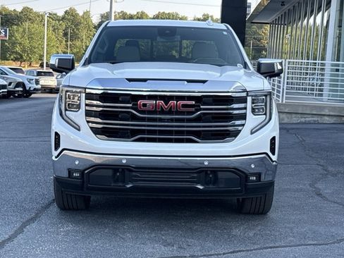 Used 2024 GMC Sierra 1500 SLT w/ SLT Premium Plus Package AWD/4WD image 13