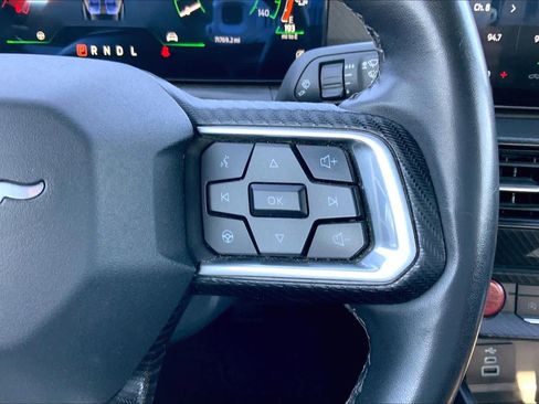 Used 2024 Ford Mustang Convertible image 24