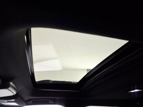 New 2026 Subaru Outback Touring image 8