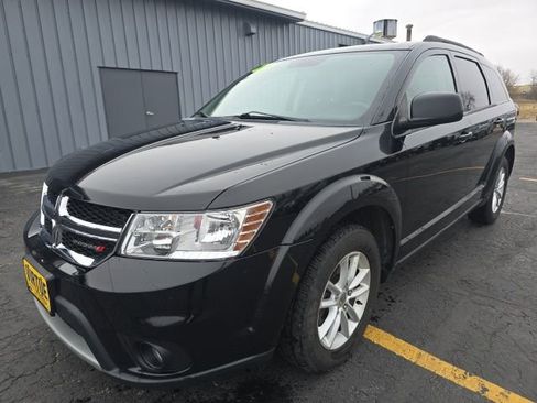 Used 2016 Dodge Journey SXT w/ Comfort/Convenience Group image 3