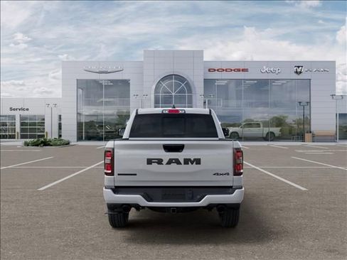 New 2026 RAM 1500 4x4 Crew Cab image 7