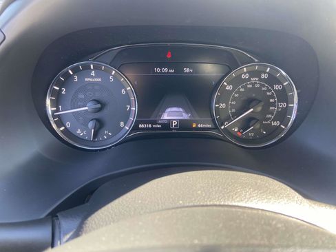 Used 2021 INFINITI QX80 Sensory w/ All-Season Package image 27