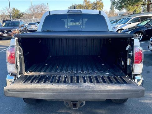 Used 2023 Toyota Tacoma TRD Off-Road image 35