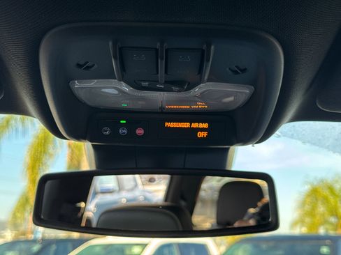 New 2026 GMC Canyon Denali image 25