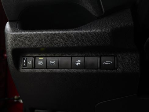Used 2025 Toyota RAV4 XLE Premium w/ Weather Package AWD/4WD image 27