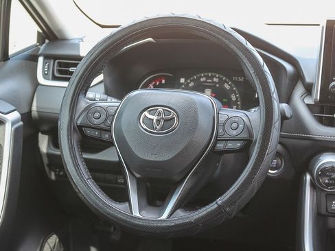Used 2025 Toyota RAV4 XLE Premium image 18
