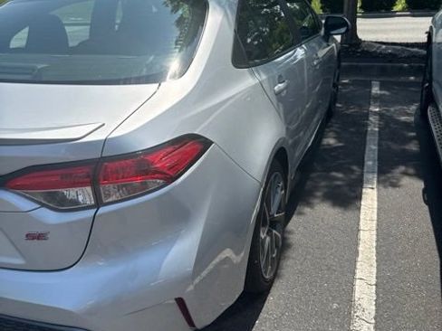 Used 2021 Toyota Corolla SE w/ SE Premium Package FWD image 6