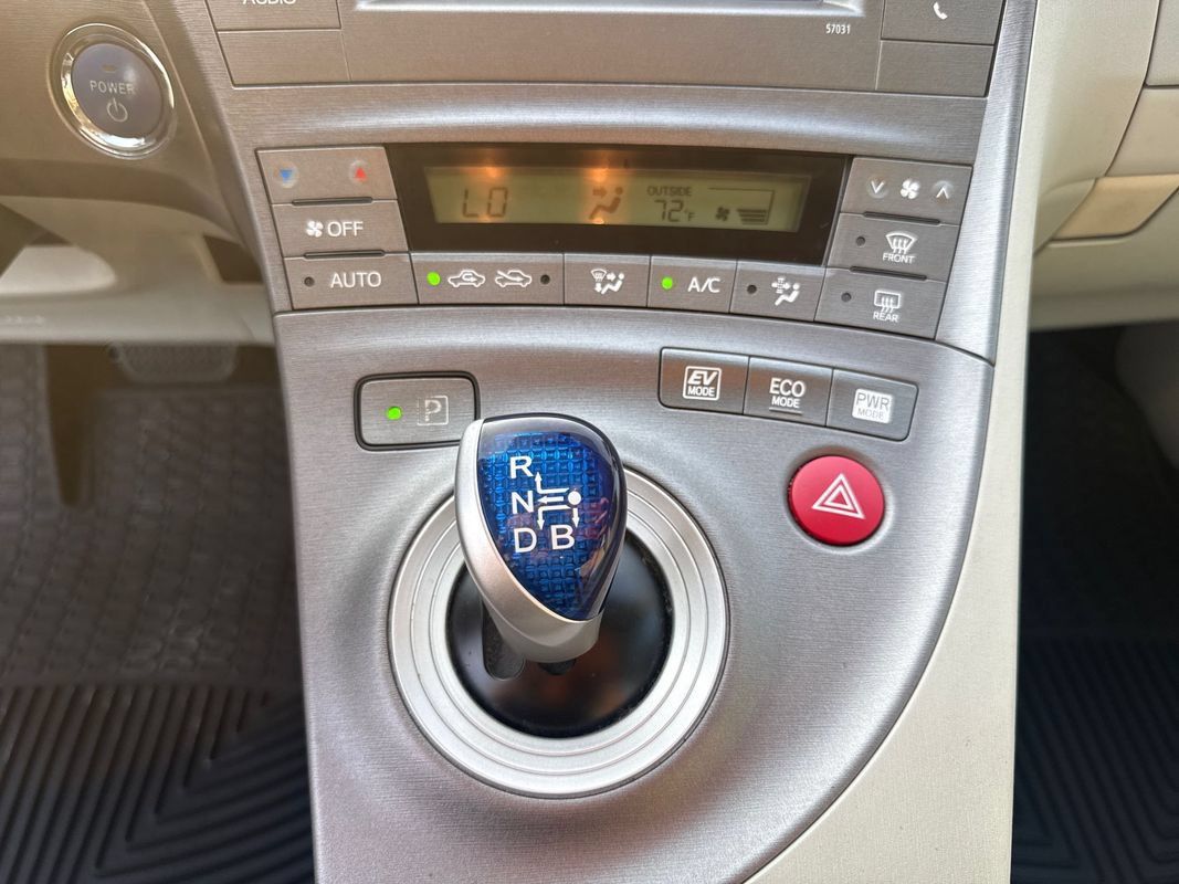 Used 2013 Toyota Prius Two FWD image 22
