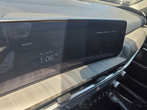 Used 2024 Kia Telluride SX FWD image 15