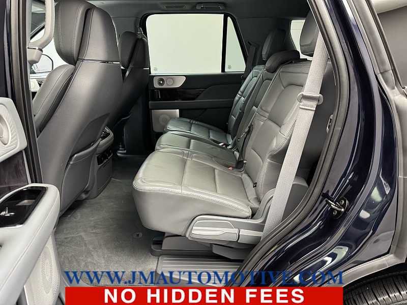 Used 2021 Lincoln Navigator Reserve w/ Luxury Package AWD/4WD image 15