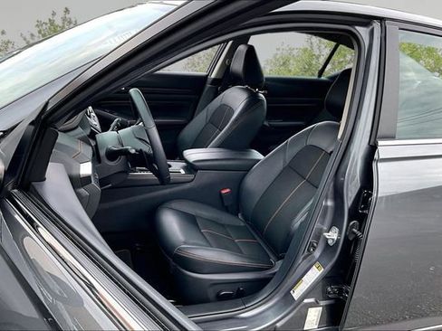 Used 2020 Nissan Altima 2.5 SR image 23