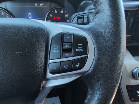 Used 2022 Ford Explorer XLT w/ Equipment Group 202A image 20