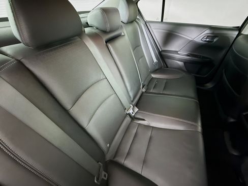 Used 2015 Honda Accord EX-L image 34