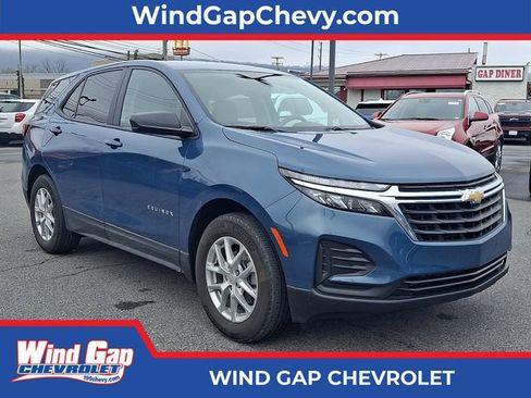 Certified 2024 Chevrolet Equinox LS w/ LS Convenience Package image 1