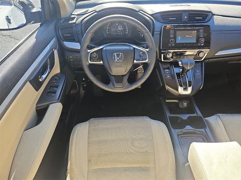 Used 2018 Honda CR-V LX image 9