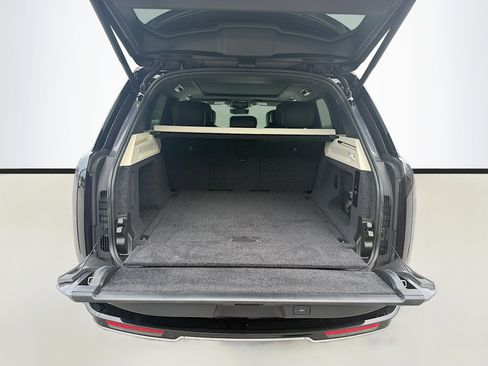 Used 2024 Land Rover Range Rover Autobiography AWD/4WD image 47