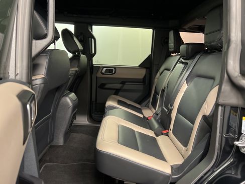 Certified 2024 Ford Bronco Wildtrak image 35