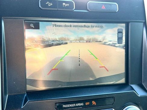 Used 2015 Ford F150 Lariat w/ Equipment Group 502A Luxury image 21