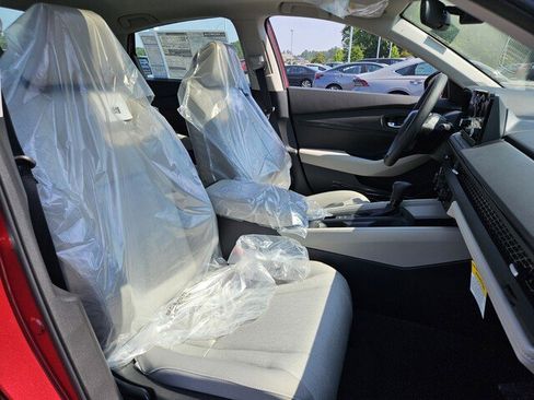 New 2025 Honda Accord SE image 12