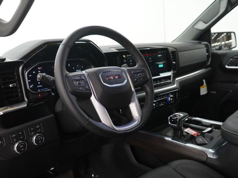 Used 2026 GMC Sierra 1500 SLT w/ SLT Premium Plus Package AWD/4WD image 27