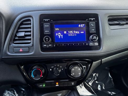 Used 2019 Honda HR-V LX image 26