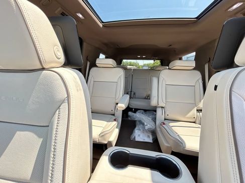 New 2026 GMC Yukon Denali w/ Advanced Technology Package AWD/4WD image 42