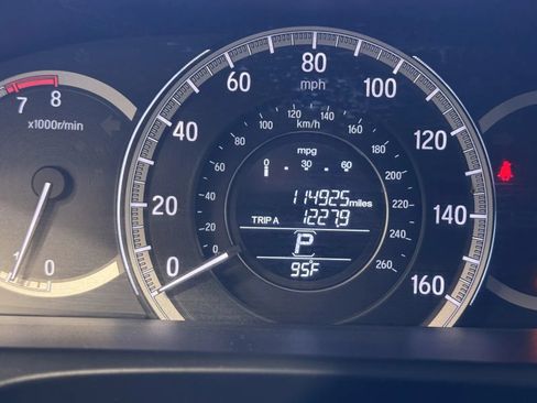 Used 2017 Honda Accord EX-L image 18