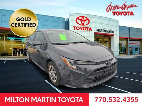 Used 2023 Toyota Corolla LE image 1
