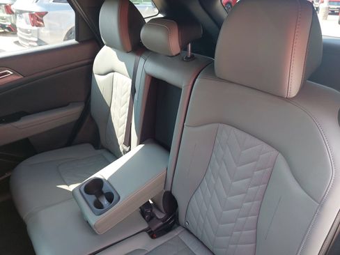 Used 2025 Kia Sportage X-Pro Prestige AWD/4WD image 13