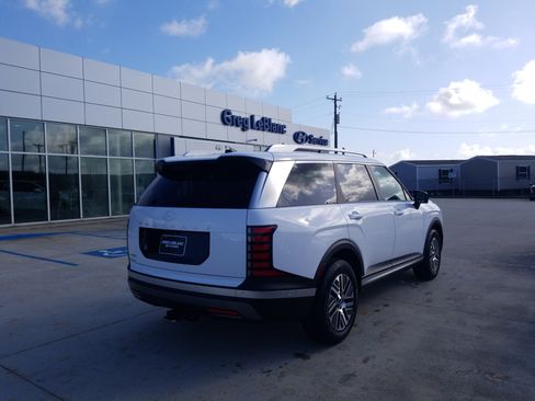 New 2026 Hyundai Palisade SEL Premium FWD image 7