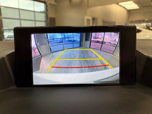 Used 2016 Lexus CT 200h w/ Navigation Package image 18