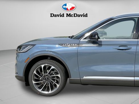 New 2026 Lincoln Aviator Reserve AWD/4WD image 35