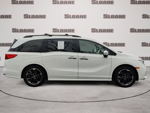 Used 2022 Honda Odyssey Elite image 6