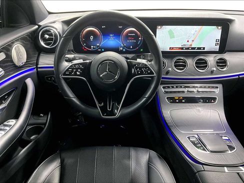 Used 2022 Mercedes-Benz E 350 Sedan image 16