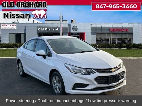 Used 2017 Chevrolet Cruze LS image 5